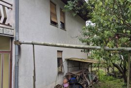 Lokve, kuća u centru 344,64 m2 sa okućnicom i vrtom, Lokve, Maison