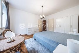 Zagreb, Donji Grad, prostran trosoban stan NKP 100 m2, Zagreb, Flat