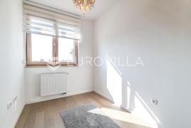 Zagreb, Trešnjevka, trosooban stan NKP 60m2 VPM, Zagreb, Appartement