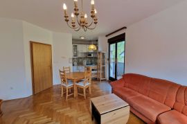 ZAGREB-STENJEVEC-69m2,3s,2 lođe, odličan tlocrt i orijentacija, Stenjevec, Flat