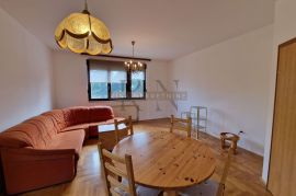 ZAGREB-STENJEVEC-69m2,3s,2 lođe, odličan tlocrt i orijentacija, Stenjevec, Apartamento