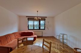 ZAGREB-STENJEVEC-69m2,3s,2 lođe, odličan tlocrt i orijentacija, Stenjevec, Daire