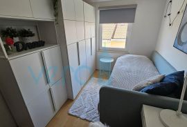 Malinska, centar, moderno namješteni stan sa pogledom na more, prodaja, Malinska-Dubašnica, Appartment