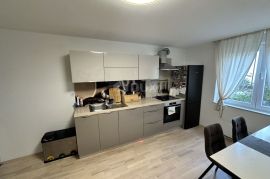 RIJEKA, SRDOČI - SAMO KOD NAS adaptirani 2S+DB s lođom na odličnoj lokaciji, Rijeka, Apartamento