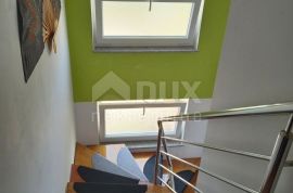 OTOK KRK, GRAD KRK - Dvoetažni apartman 4S+DB za najam, Krk, Wohnung