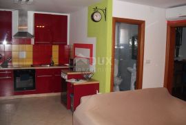 OTOK KRK, GRAD KRK - Dvoetažni apartman 4S+DB za najam, Krk, Διαμέρισμα