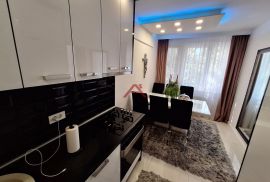 Sesvete-Centar, moderno uređen 3- sobni stan 75,60 m2 sa loggiom, Sesvete, Wohnung