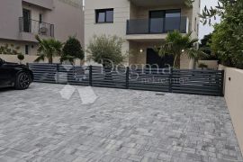 OTOK VIR -PRODAJE SE APARTMAN 70 m2 PLUS KROVNA TERASA 70 m2, Vir, Διαμέρισμα