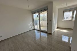 APARTMAN VIR NOVOGRADNJA PRILIKA !!!, Vir, Flat