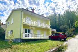 Katnica sa velikim zemljištem, Labin, Casa