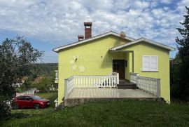 Katnica sa velikim zemljištem, Labin, House