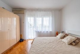 Gornja Vežica obiteljska nekretnina 3S+DB, Rijeka, Appartement