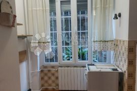 STAN NA TOP LOKACIJI, Rijeka, Appartement