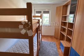 Stan sa panoramskim pogledom, Rijeka, Appartment