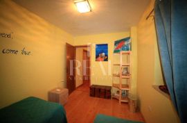 Prodaja kuće u Vratima 99 m2   P+1, Fužine, House