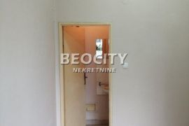 Zemun, Centar, Masarikov trg, 0.5, 13m2, Zemun, Propriedade comercial