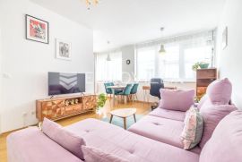 Zagreb, Donji grad, moderan dvosoban stan + GPM, NKP 64 m2, Zagreb, Flat