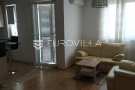 Istra, Rovinjsko selo, jednosoban najam stana NKP 59.74m2 s terasom i parkingom, Rovinj, Wohnung