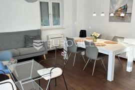 Zadar, Žmirići, trosoban stan na odličnoj lokaciji s velikom terasom, Zadar, Appartment