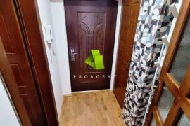 Lep dvoiposoban stan na odličnoj lokaciji, Crveni Pevac ID#5517, Niš-Mediana, Flat