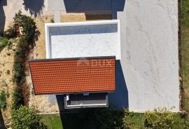 OTOK RAB, PALIT - Dvoetažni stan s krovnom terasom, Rab, Appartment