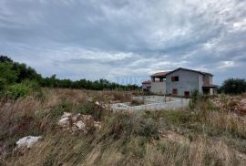 ISTRA, RABAC, OKOLICA - Zemljište s građevinskom dozvolom i započetom gradnjom, Labin, Terrain