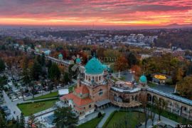 Grobno mjesto, Mirogoj, Gornji Grad - Medveščak, Garaj