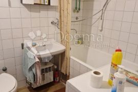 Dvosoban stan s potencijalom, Rijeka, Apartamento