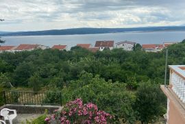 CRIKVENICA - KUĆA S DVA STANA I POGLEDOM NA MORE, Crikvenica, Maison