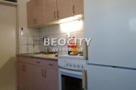 Novi Sad, Sajam, Bulevar kralja Petra , 1.0, 38m2, Novi Sad - grad, Appartment