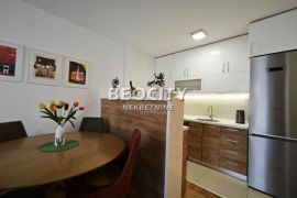 Novi Sad, Nova Detelinara, Čika Stevina, 2.5, 64m2, Novi Sad - grad, Flat