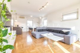 Zagreb, Donja Dubrava, četverosoban stan + 2 PM, NKP 109 m2, Zagreb, شقة