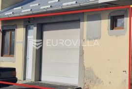 Đakovo, poslovni prostor 112 m2 u industrijskoj zoni, Đakovo, Commercial property