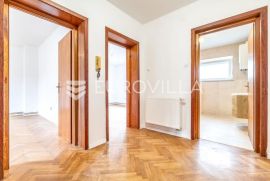 Zagreb, Sesvetska sela,  komforan trosoban stan od 90 m2, Zagreb, Wohnung