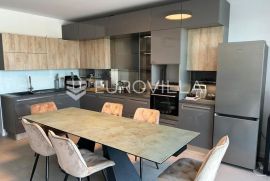 Istra, Rovinjsko selo, najam moderne dvojnice s bazenom 216 m², Rovinj, بيت