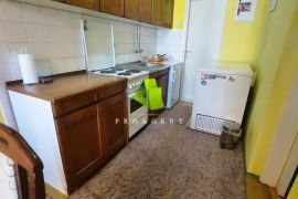 Komforan trosoban stan na odličnoj lokaciji na Bulevaru Nemanjića ID#5524, Niš-Mediana, Flat