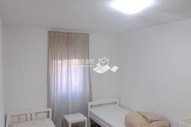 Istra, Pula, Centar, stan 63,38m2, 2SS+DB, IV. kat #prodaja, Pula, Wohnung