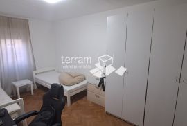 Istra, Pula, Centar, stan 63,38m2, 2SS+DB, IV. kat #prodaja, Pula, Appartamento