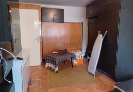 Stan PRODAJA Volovčica, Kriška, 45 m2, 1. kat, loggia, spremište, Zagreb, Apartamento