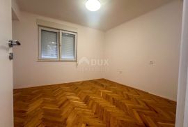 RIJEKA, TRSAT - novoadaptirani stan 1S+DB, prizemlje, terasa, Rijeka, Flat