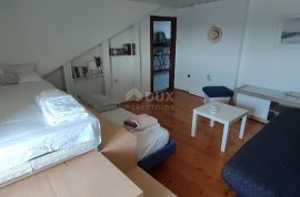 ISTRA, PULA - Prekrasan stan sa pogledom na more u centru grada, Pula, Appartement