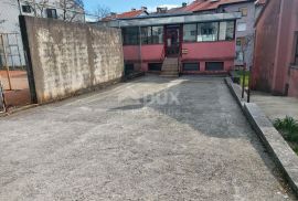 RIJEKA, SRDOČI- 2 objekta 150m2+200m2 u strogom centru + građevinsko zemljište 1876m2 za poslovno- stambenu zgradu- stanove, Rijeka, House