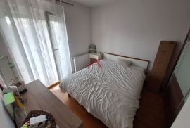 Zagreb, Trokut , namješten 3- sobni stan 75,62 m2  + parkirno mjesto, Novi Zagreb - Zapad, Daire