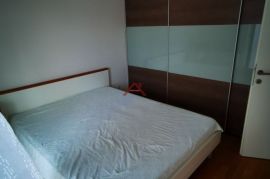 Zagreb, Trokut , namješten 3- sobni stan 75,62 m2  + parkirno mjesto, Novi Zagreb - Zapad, Appartement