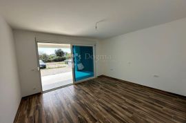 Luksuzni apartman, Vir, Διαμέρισμα