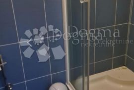 SRIMA, apartman 100 metara od mora, Vodice, Apartamento