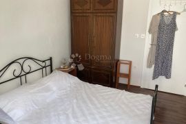 TRIBUNJ, namješen apartman s parkirnim mjestom, Tribunj, Διαμέρισμα