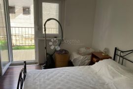 TRIBUNJ, namješen apartman s parkirnim mjestom, Tribunj, Kвартира