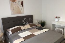 Opatija, 2S+DB stan za najam s garažom, na mirnij lokaciji, Opatija, Appartment