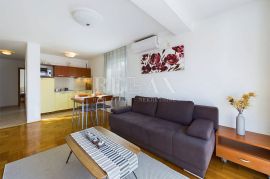 Crikvenica - stan drugi red do mora, Crikvenica, Appartment